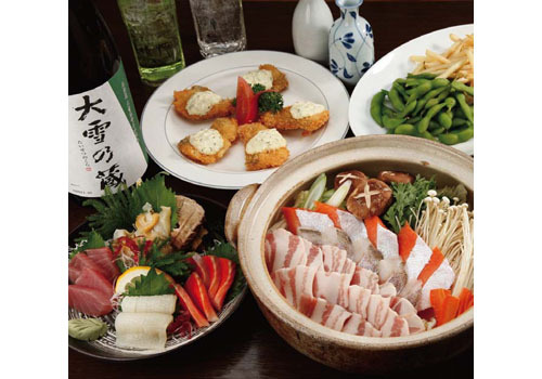 居酒屋に迷ったらココ！極上鍋に舌鼓