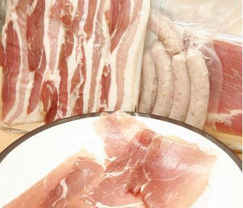 地元民からプロまで指名買い！のハム･ベーコン
