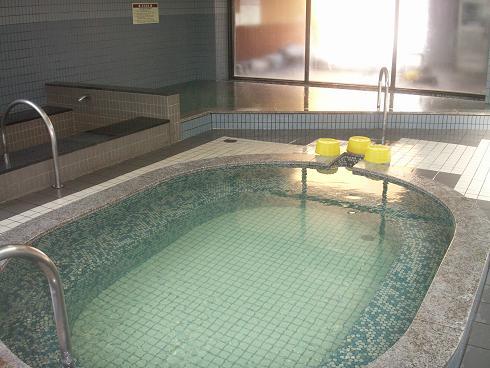 篠路駅そば、420円の天然温泉！露天風呂もサウナも充実
