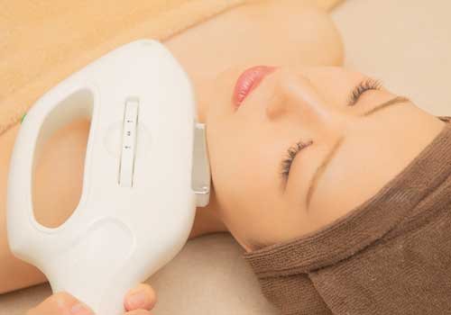 初回は全メニュー半額で受けられる脱毛サロン