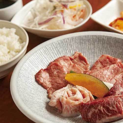 ①ランチ100円引！②ディナー1,000円引！