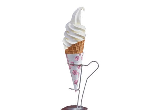しぼりたてミルクの甘さとコクを味わうソフトクリーム♪