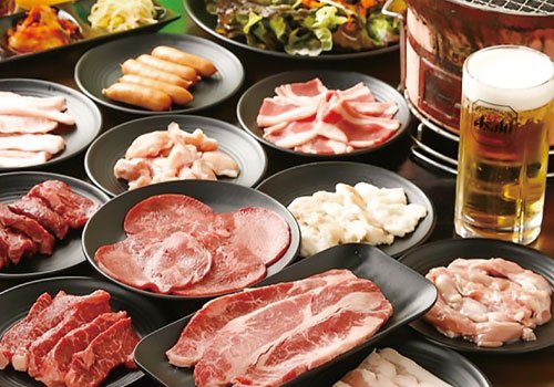 うまい・安い・早いがモットー ランチから夜遅い時間まで営業