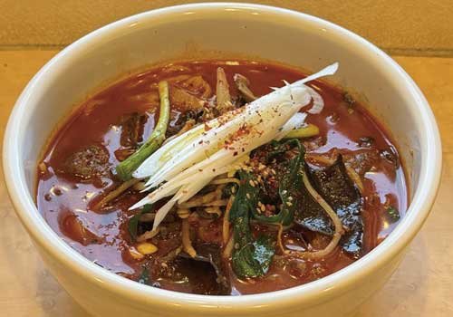 焼肉店ならでは！ユッケジャンらーめん