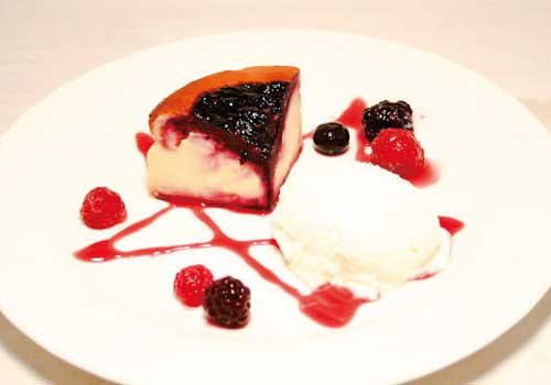 芳醇な珈琲の香りと 極上スイーツで至福のひととき