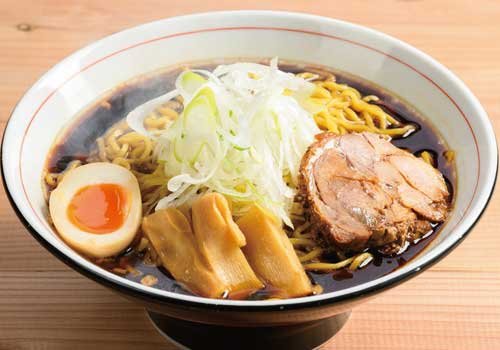ランチ限定！渾身の羊ラーメン 羊のうま味が香る至福の一杯を