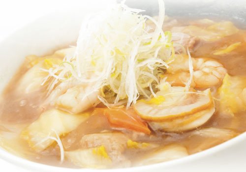 寒い冬には熱々とろとろの魚介たっぷり海鮮あんかけラーメン