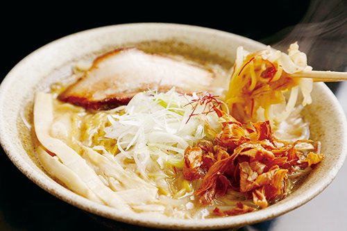 豚骨と鶏ガラの濃厚白湯スープのごぼう味噌がオススメ