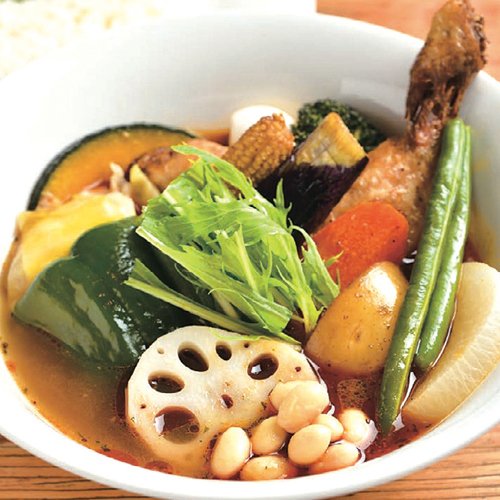 野菜たっぷり、あっさりコク深い ドライブがてら行きたい！絶品スープカレー