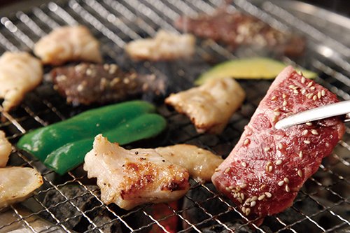 ランチ営業がスタート！お得なワンコイン定食
