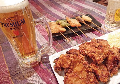 メニューは100品以上、価格は100円から！