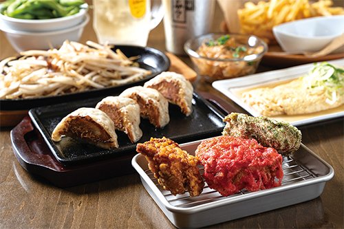 専門店のジューシーザンギでお酒も進む！