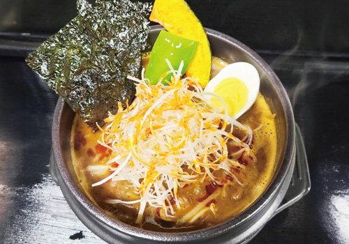 島田屋のこだわり！とろける牛すじに、スパイス香る極上スープは至福の一杯