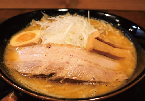 当店自慢の味噌ラーメン！新たにG系ラーメンも登場、セットもお得♪