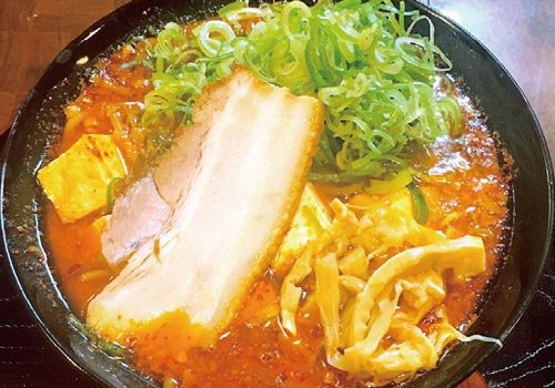 今夏の猛暑の疲れも篝火の激辛ラーメンを食べてスタミナ回復！