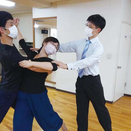 楽しく、美しく！ダンスでハリのある日々を！