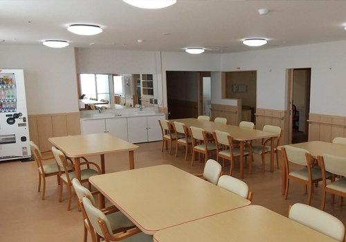 入居一時金・仲介手数料なし！安心の24時間スタッフ常勤！居住空間すべてがバリアフリー♪夏季は畑作りも楽しめます！