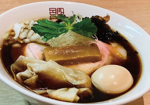 「常に進化を目指す」をコンセプトに日々邁進 麺は手もみのほか中細ストレートも選べます