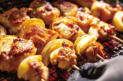 こだわりの炭火焼き鳥 温泉帰りのお土産にも大好評！