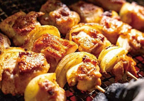こだわりの炭火焼き鳥 温泉帰りのお土産にも大好評！