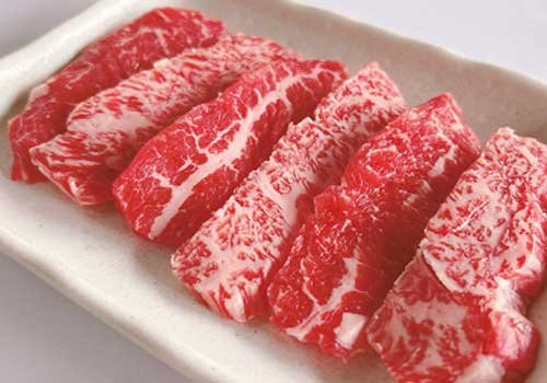 精肉店直営だから鮮度バツグン！リーズナブルにおいしいお肉を