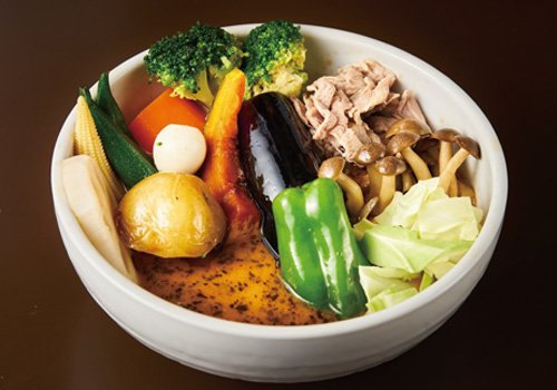Wスープにオリジナルブレンドのスパイスで仕上げたスープカレー