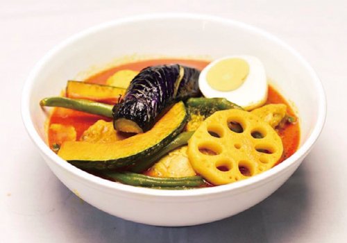 単品カレー、セットメニュー注文で ナンorライスが食べ放題！