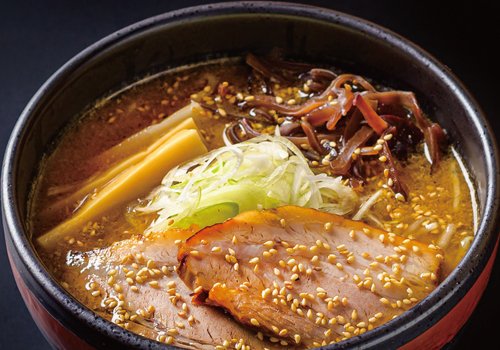 焙煎によりエッジを効かせた香り立つみそらーめん！