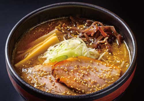 焙煎によりエッジを効かせた香り立つみそらーめん！