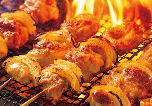 冷めても食べ頃！？ふわふわジューシーといえば三美焼鳥