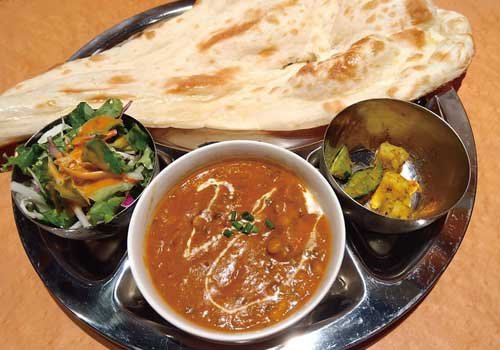 ウィングベイでも、うま辛スパイス！家族みんなで楽しめるネパールカレー