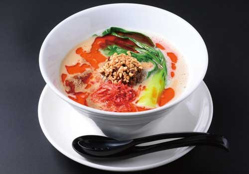 残暑に染みる、痺れるうま辛担々麺　香りとコクが食欲を刺激
