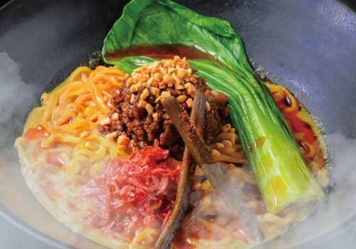 なり屋の隠れ人気メニュー！5月～、冷やし担々麺始まります！