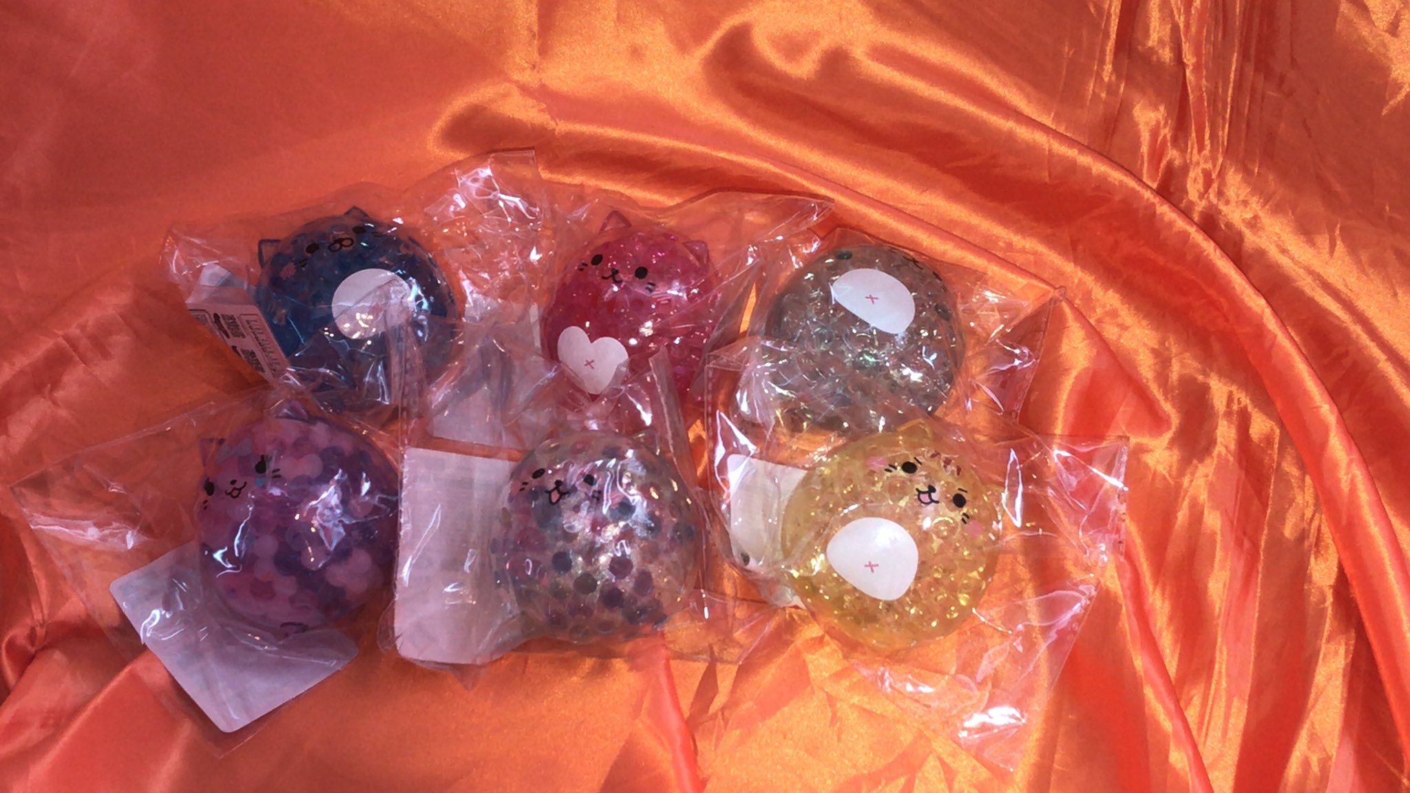 新しいキャラクターも増え、前回より多い6種類！ 表情もそれぞれ違いますね。 #Picにゃん pic.twitter.com/GNIB7BAo... [ワンダーシティ札幌 プラボ札幌西町店【Twitter】]