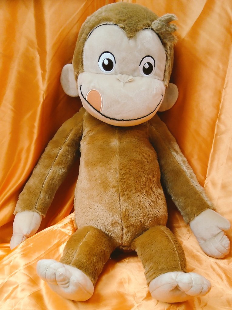 おさるのジョージ ギガジャンボ ペロリぬいぐるみが入荷しました。舌をペロリと出した表情のジョージの大きなぬいぐるみです。何か美... [ワンダーシティ札幌 プラボ札幌西町店【Twitter】]