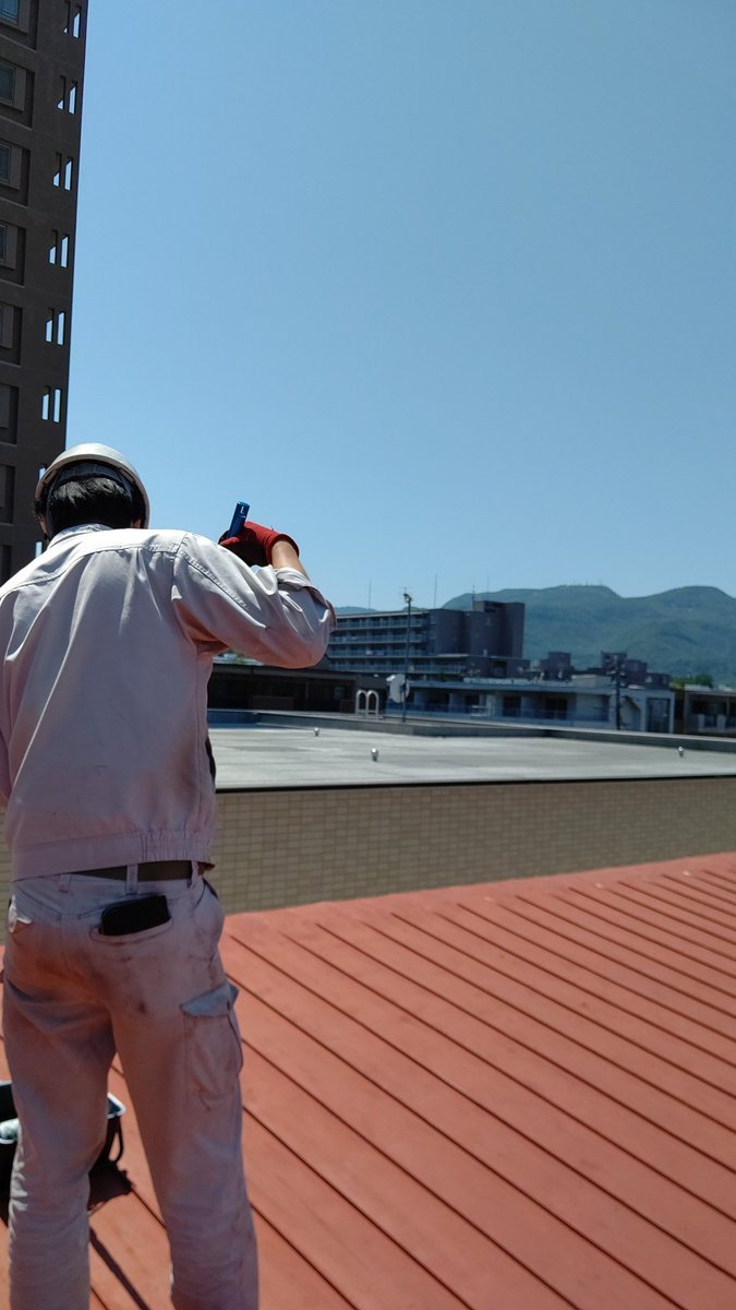 今日はいい天気！手稲山も綺麗に見えます！(笑) [おもちゃの平野【Twitter】]