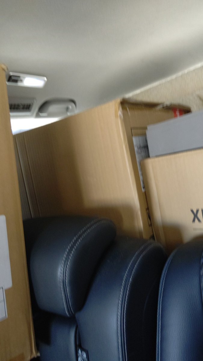 車に夢をつめこんで✨🏎✨🏎✨行ってきます‼️(本日は店をお休みさせていただきます)#おもちゃの平野 [おもちゃの平野【Twitter】]