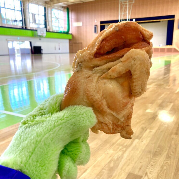 鳥肉っておいしいですよね😊🍗#チキン南蛮の日2日後#Bリーグ #Bbirds #Bリーグ鳥の会#レバンガ北海道 #レバード https:... [レバンガ北海道【Twitter】]