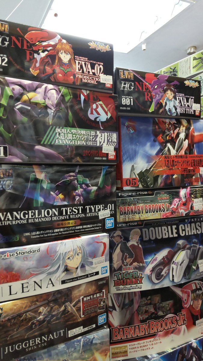 おもちゃの平野にエヴァのプラモも再入荷してますこちらも棚に入れる前に売れてます!お早めに!#プラモデル [おもちゃの平野【Twitter】]
