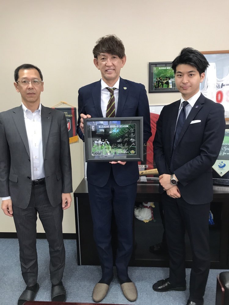 #レバンガ北海道 #折茂武彦 社長がオフィシャルスポンサー #株式会社トーア 様にシーズン終了のご挨拶へ伺いました。お忙しい中ご対... [レバンガ北海道【Twitter】]