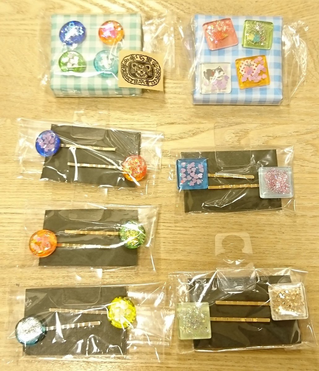 #ぶら里 さんの商品をご紹介します❗#ヘアピン 200円 #画びょう📍 150円です。ぷっくりとした厚みのある、#おはじき・タイル です。... [元気ショップいこ～る【Twitter】]