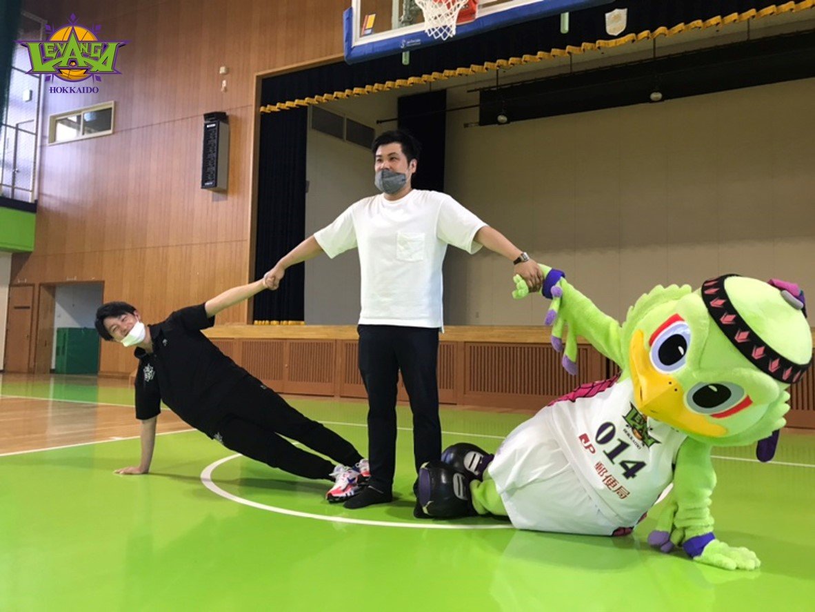 【#採用 情報】#レバンガ北海道 は、職種が違っても目指すところは皆同じ、日本一のクラブ💚🏀下記の職種を積極的に募集中🤗📚経理・..... [レバンガ北海道【Twitter】]