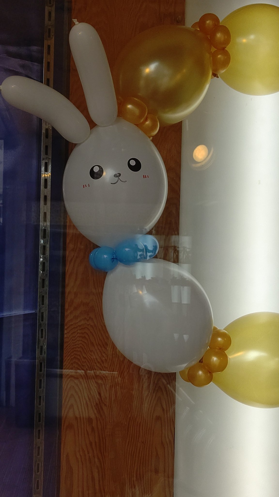 つぎのウインドウはこれです pic.twitter.com/km3AwEIYnI [おもちゃの平野【Twitter】]