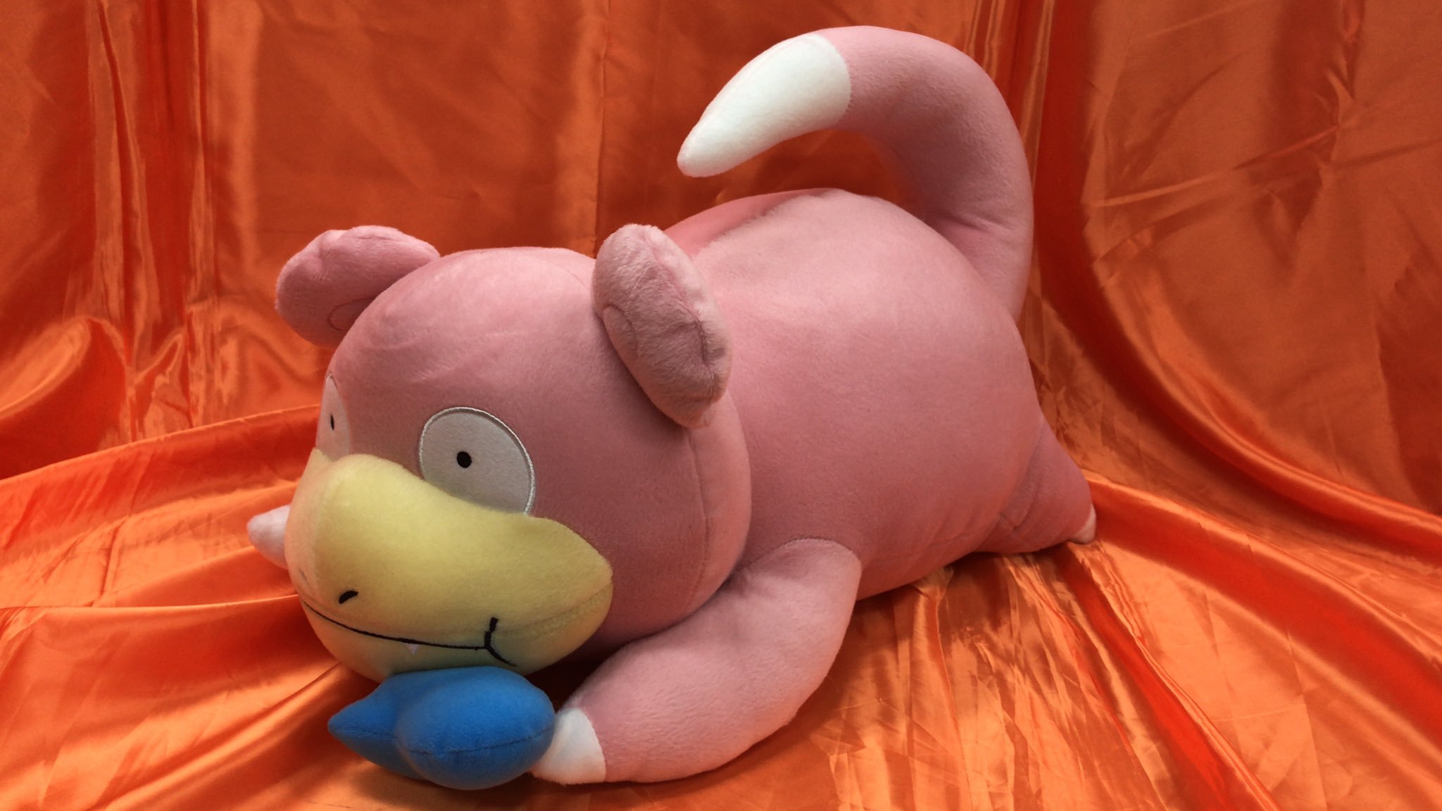 ポケットモンスター サンムーンより、もぐもぐタイム めちゃでかヤドンぬいぐるみが入荷しました。人気のもぐもぐタイムシリーズ、今回はヤドンが登... [ワンダーシティ札幌 プラボ札幌西町店【Twitter】]