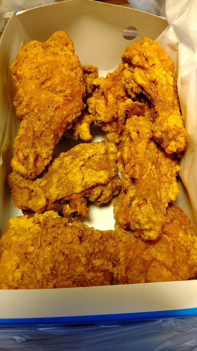 今日の晩御飯は、ジョイパックチキン🍗(笑) [おもちゃの平野【Twitter】]