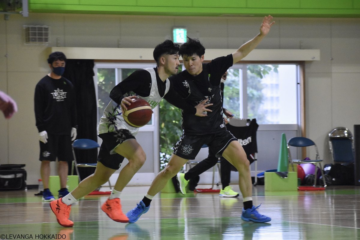【プレシーズンゲームvs三遠前メディア公開練習】#0 #橋本竜馬 選手コメント「一番大切にしていることは、元気よく、笑顔という自分... [レバンガ北海道【Twitter】]