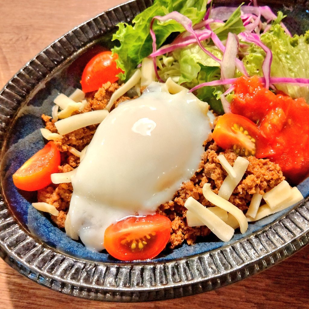 こんにちは！ぐずついたお天気ですね☂️週の始まりの今日のランチは『えびとくるみのバジルパスタ』『ポークチャップサンド』『タコラ... [ミライスト【Twitter】]