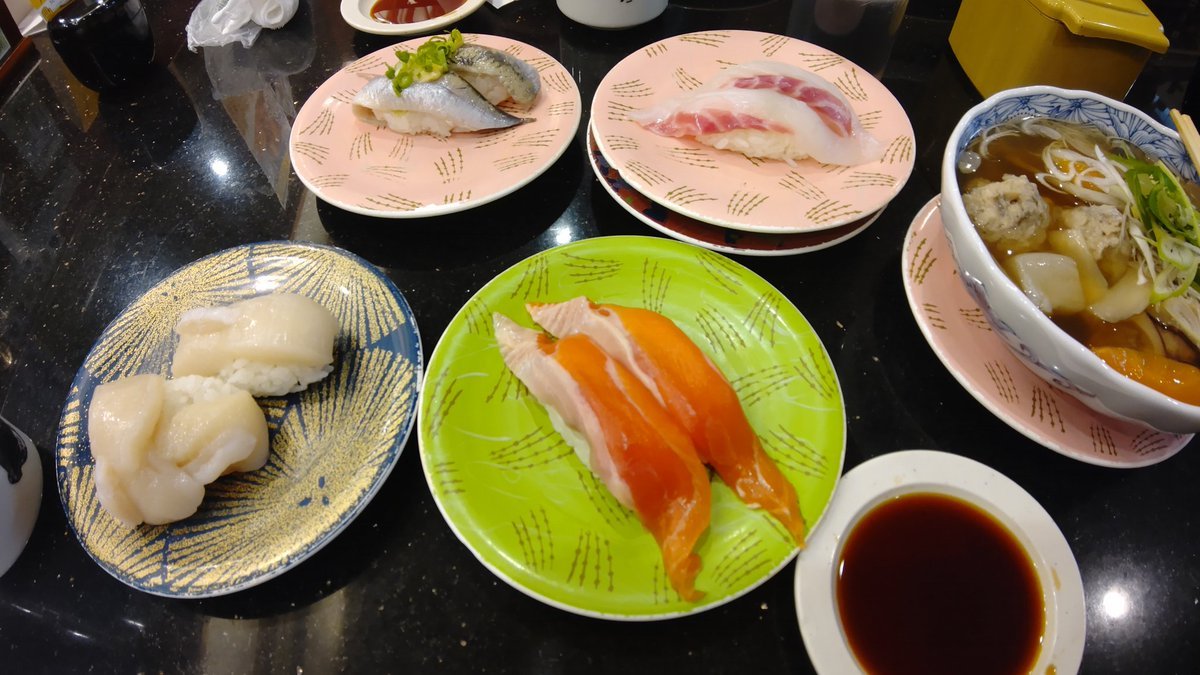 今日の晩御飯はお手軽寿司です。(笑) [おもちゃの平野【Twitter】]