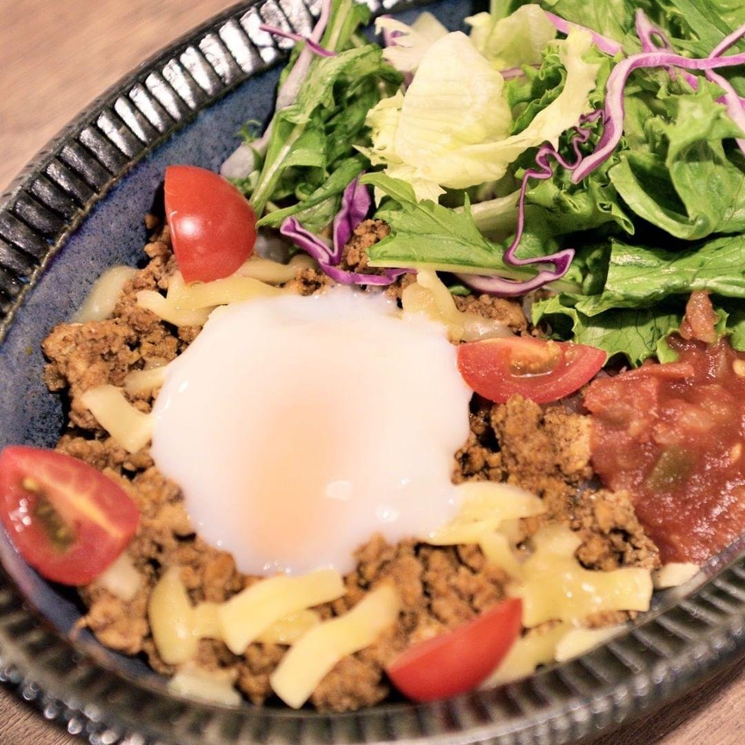 ミライストまもなくオープン致します！金曜日ですね✨一週間のごほうびにパフェやカフェごはんはいかがでしょうか？本日は24:00まで... [ミライスト【Twitter】]