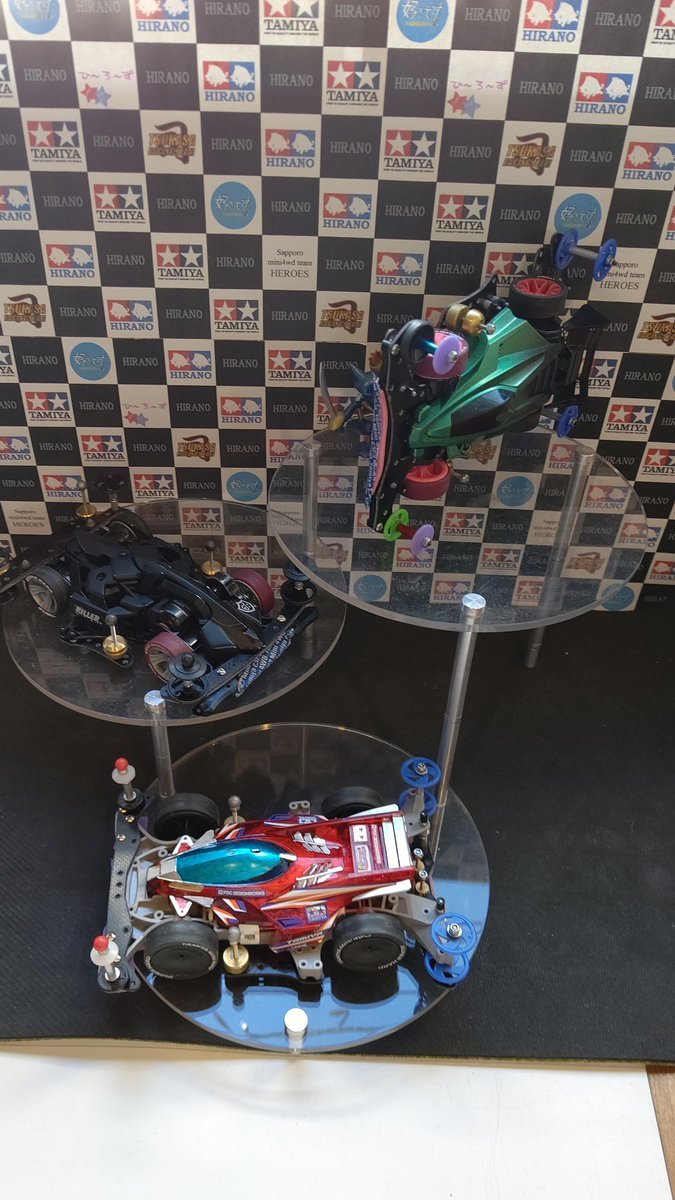 おもちゃの平野ミニ四駆大会KPR部門優勝は、S川くんです！予選を苦戦しながらも、その後の電池マネージメントが功を奏して、見事... [おもちゃの平野【Twitter】]